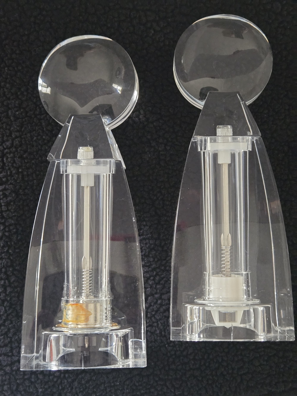 Vintage Lucite Salt and Pepper Mill Set - Transparent Grinders